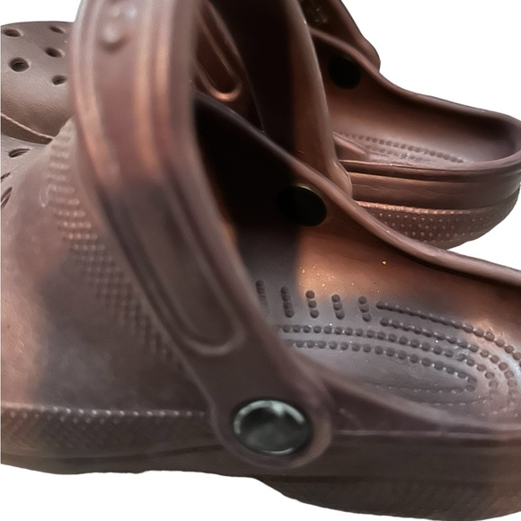 ❤️ CROCS Classic Clogs Mules Slip On Comfort Shoes Dark Cherry Unisex Size 4/6 - Picture 5 of 11